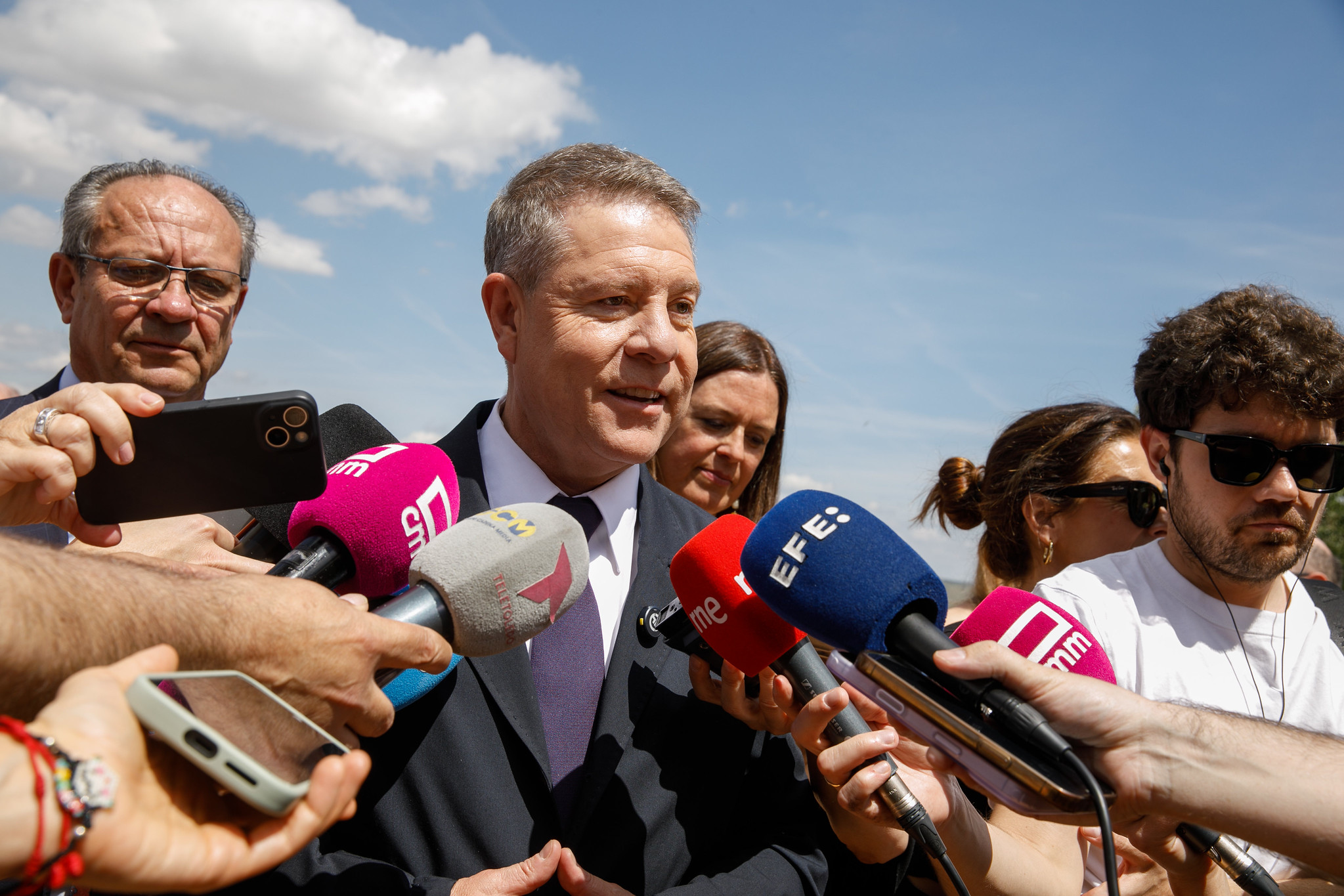 El presidente de Castilla-La Mancha, Emiliano García-Page, asiste a la romería de la Virgen del Valle y a la Eucaristía que se celebra en la ermita de la Virgen.