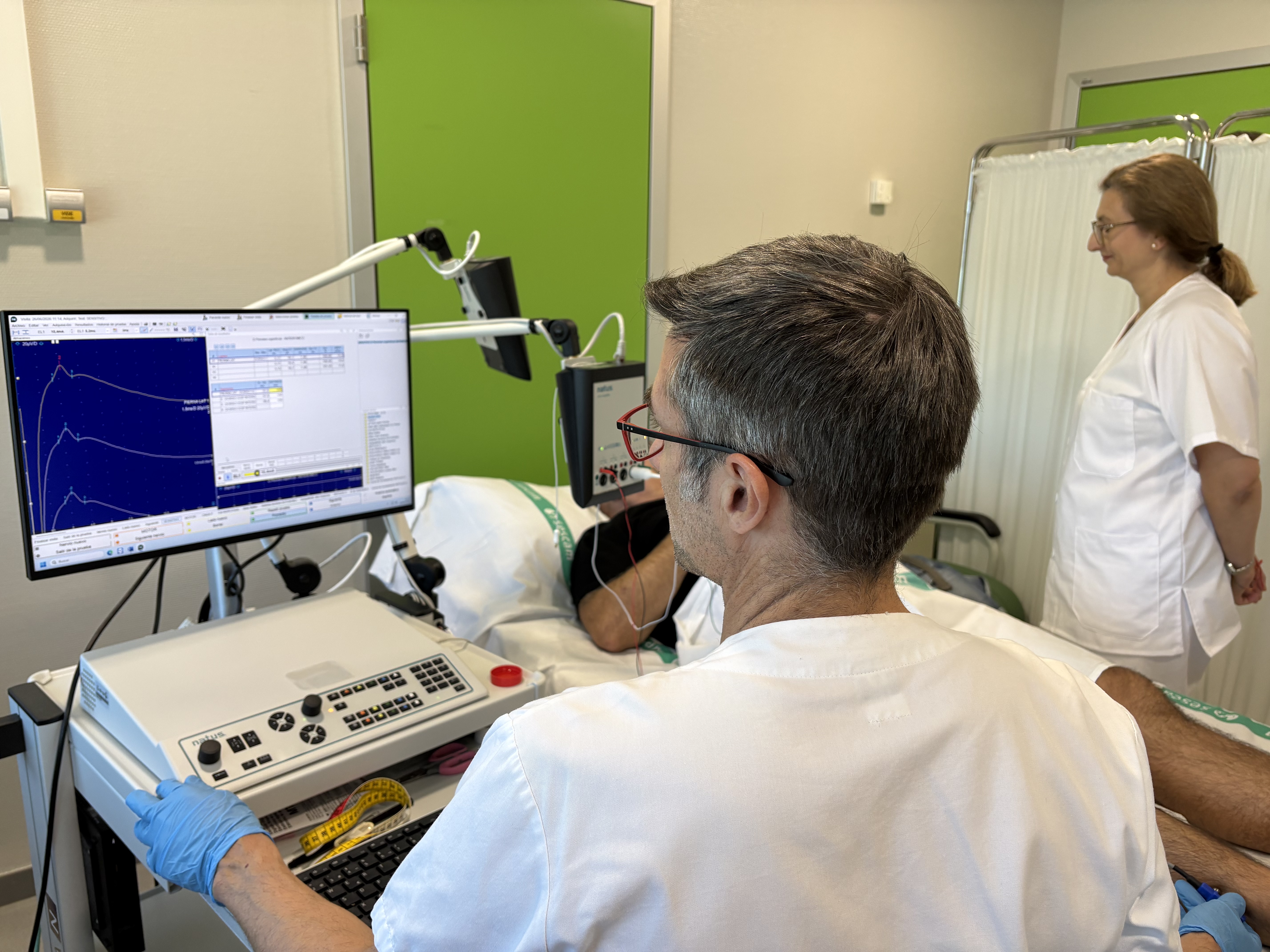 La Gerencia de Atención Integrada de Almansa potencia el diagnóstico neurológico con la incorporación de un nuevo equipo de electromiografía 1 La Gerencia de Atención Integrada de Almansa potencia el diagnóstico neurológico con la incorporación de un nuevo equipo de electromiografía