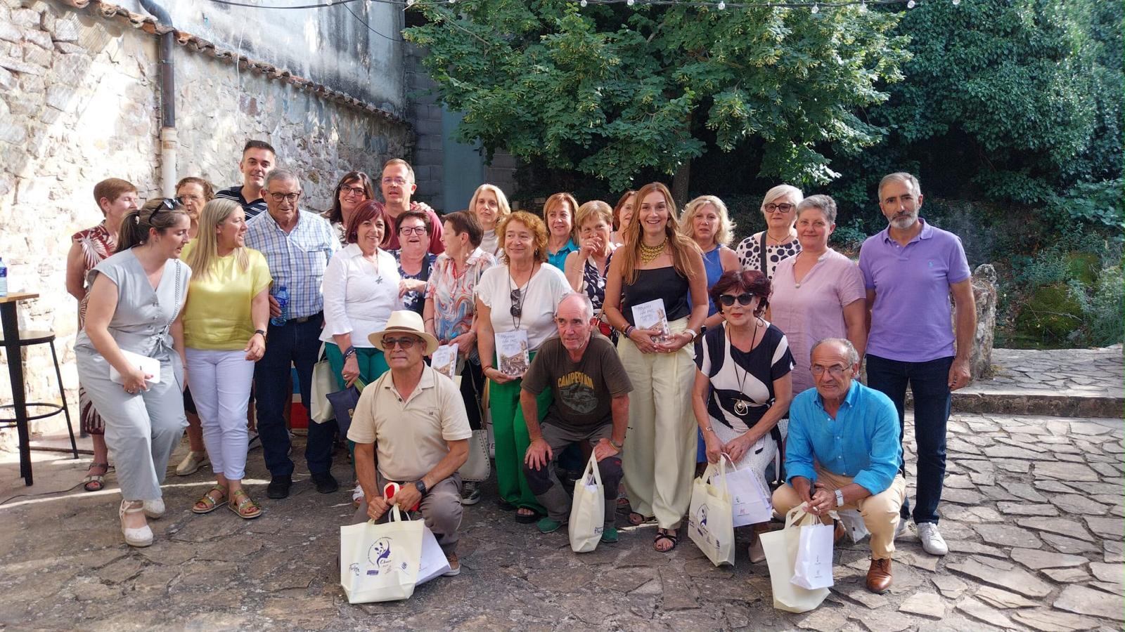 El Gobierno regional posibilita la recuperación del legado femenino rural en el municipio de Checa