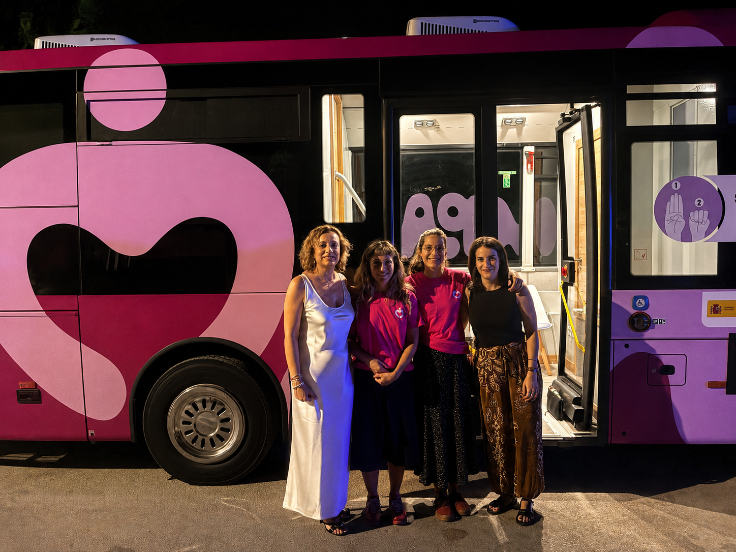 El autobús de la Red Amparo estará este sábado en la Feria y Fiestas de San Julián para reforzar la prevención de las violencias sexuales