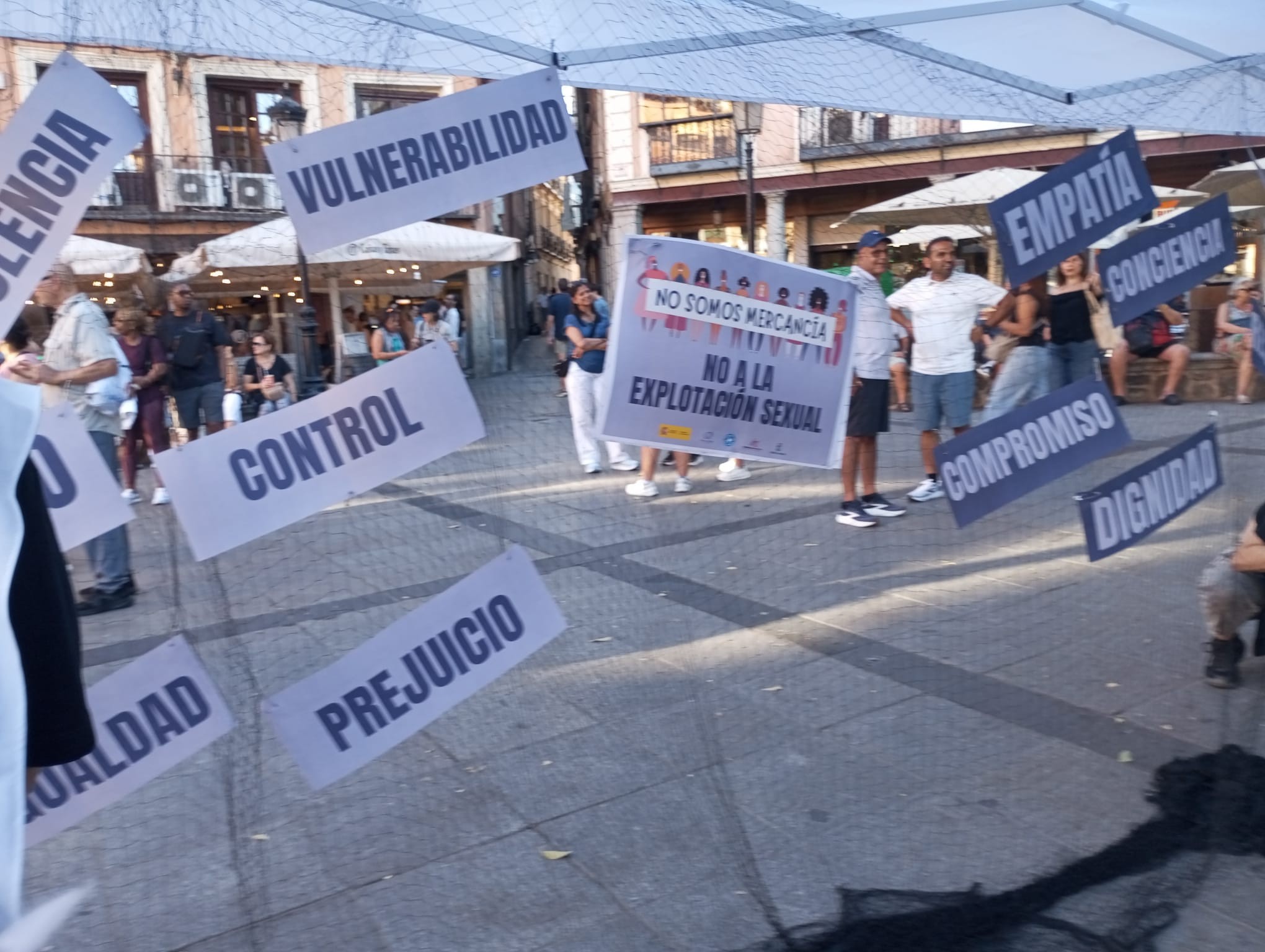 Castilla-La Mancha refuerza la lucha contra la trata y la explotación sexual 3 El Gobierno regional reafirma su compromiso con las políticas para hacer frente a la trata y a la explotación sexual