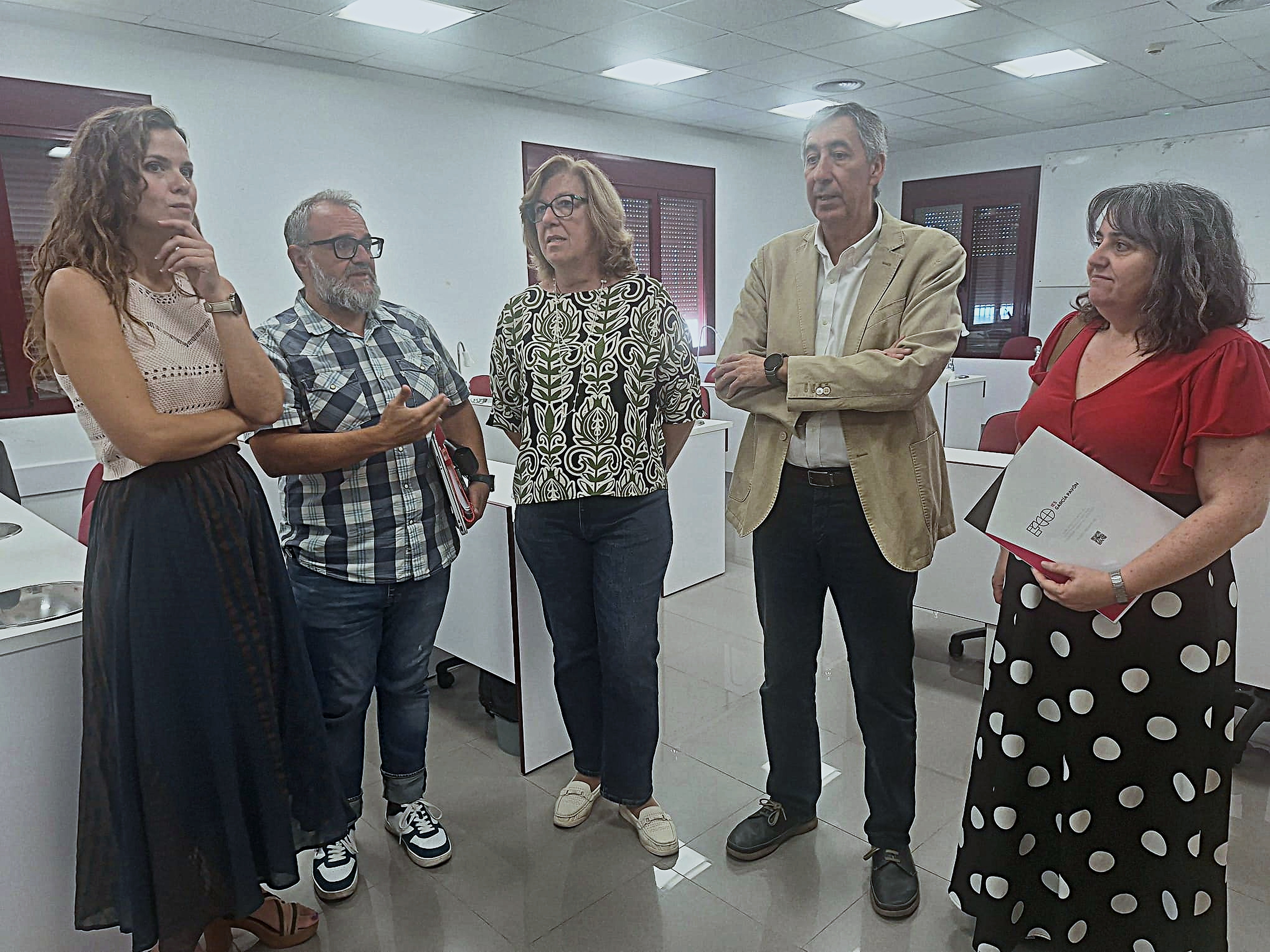 Nuevo certificado de profesionalidad en Tomelloso para mejorar el empleo en el sector agroalimentario 2 El Gobierno de García-Page refuerza la FP en Tomelloso con el nuevo certificado de profesionalidad ‘Elaboración de Vinos y Licores’