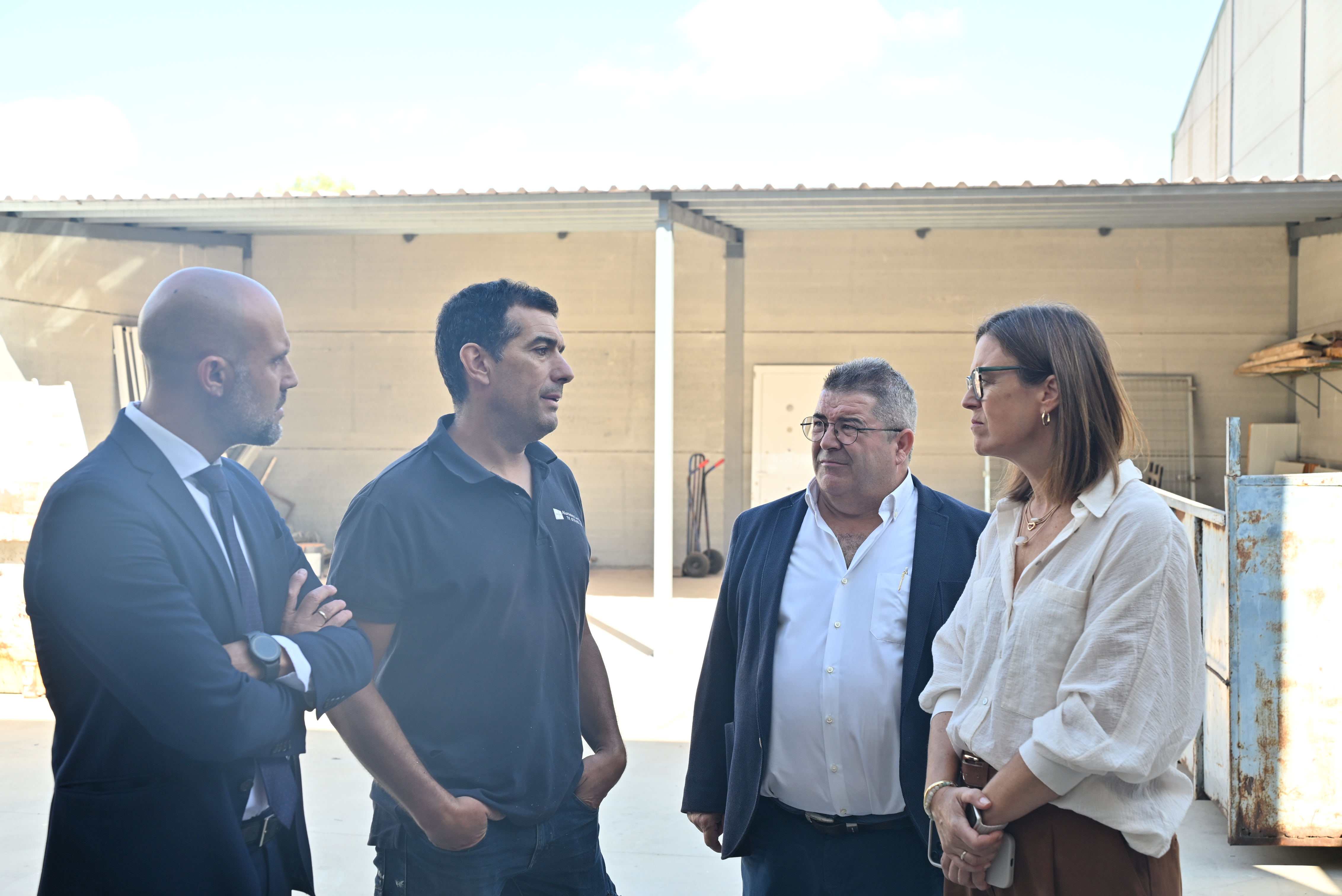 Castilla-La Mancha reivindica el papel de los Grupos de Desarrollo Rural para impulsar el futuro del medio rural con fondos europeos 1 Castilla-La Mancha destaca el papel de los Grupos de Desarrollo Rural, como el de ‘Don Quijote’, que ha permitido aprobar 42 inversiones en Santa Cruz de la Zarza