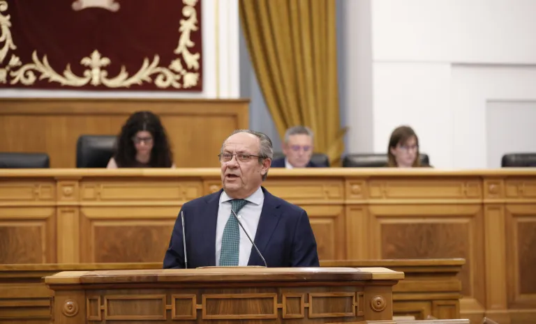 Intervención del consejero de Hacienda, AA.PP y Transformación Digital, Juan Alfonso Ruíz Molina, en el pleno de las Cortes de Castilla-La Mancha
