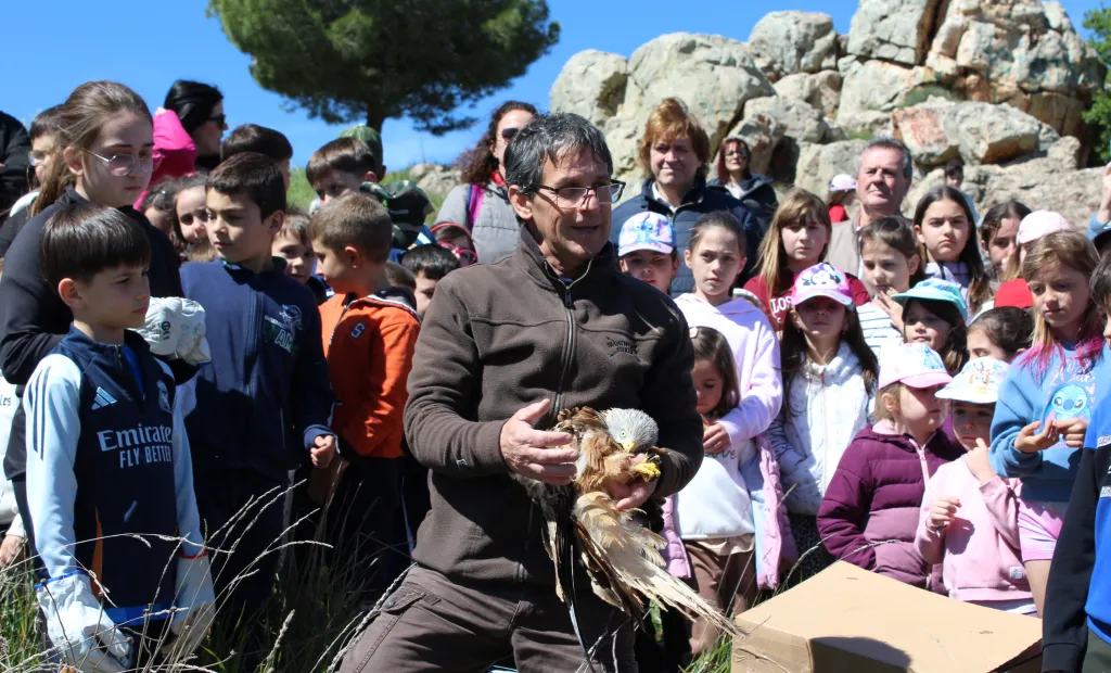 suelta de aves en San Carlos del Valle