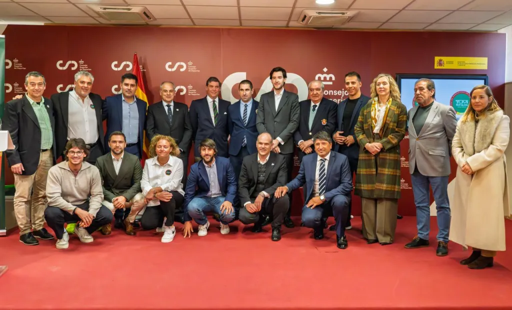 Carlos Yuste en la presentación del III Tumi Spain Golf Tour 2026