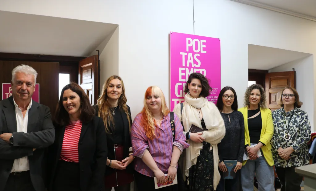 La Biblioteca y Centro de Documentación ‘Luisa Sigea’ impulsa una muestra para visibilizar a mujeres poetas emergentes con motivo del Día de la Poesía