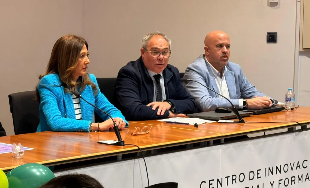 Castilla-La Mancha incrementa un 50% la financiación de los proyectos de párkinson y refuerza la atención con más plazas, inversión y servicios