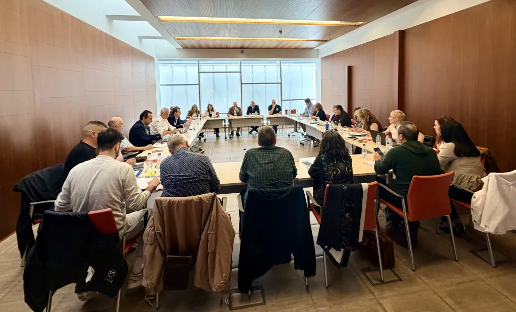 El SESCAM y los sindicatos alcanzan un principio de acuerdo para la reactivación de la carrera profesional