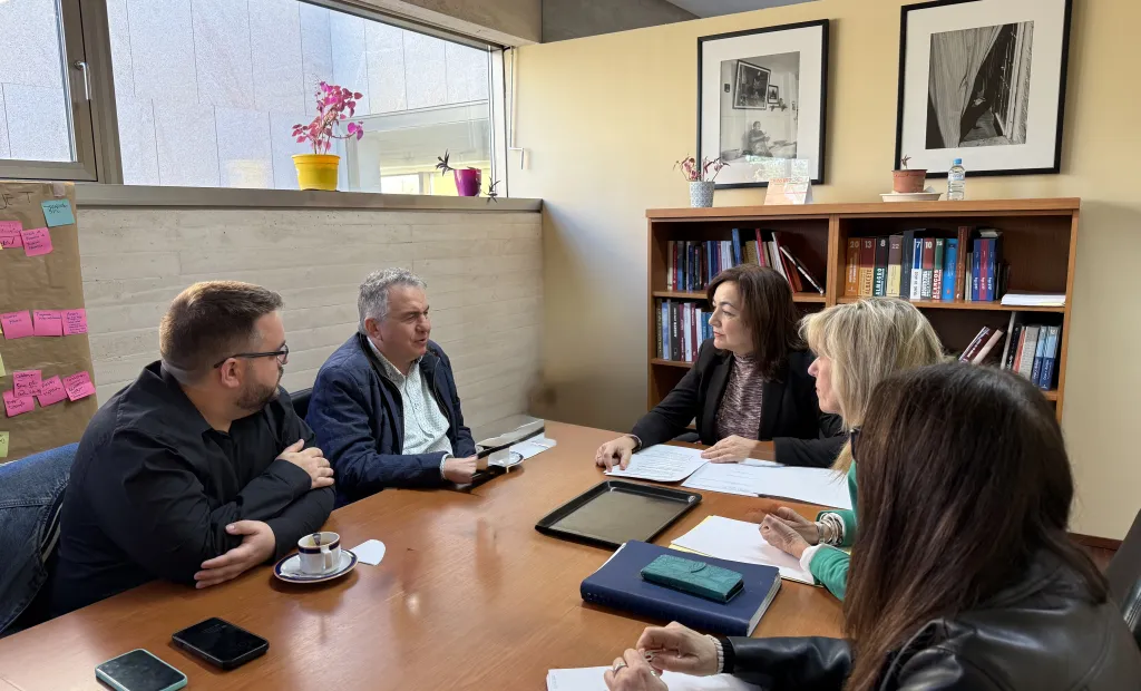 El Gobierno regional y la ONCE impulsarán actuaciones orientadas a garantizar la igualdad de oportunidades del alumnado con discapacidad visual