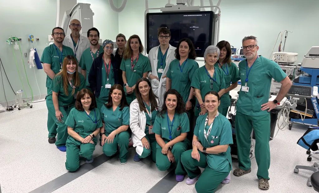 El Hospital Universitario de Toledo implanta por primera vez un innovador desfibrilador que mejora el tratamiento de pacientes cardiacos