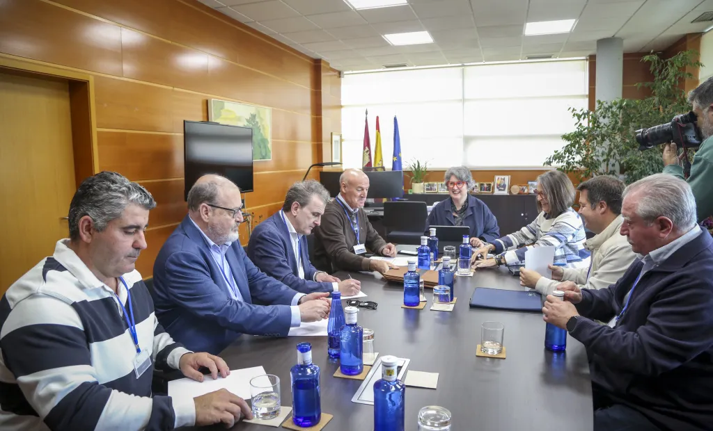 El Gobierno de Castilla-La Mancha defiende blindar los derechos de uso del agua asociados al Alto Guadiana más allá de 2027
