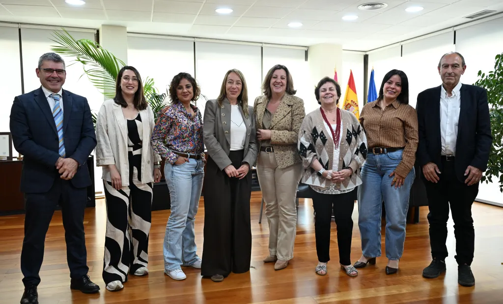El Gobierno de Castilla-La Mancha y AMEPAP reafirman su compromiso en el apoyo al liderazgo femenino en la región