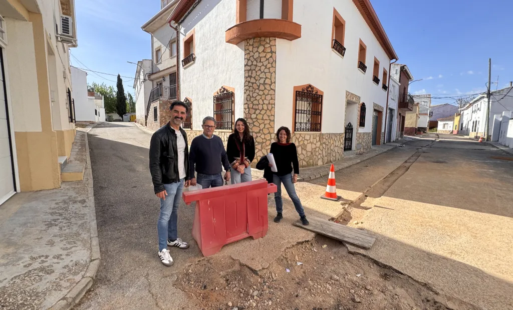 El delegado provincial de Desarrollo Sostenible, José Ignacio Benito, ha visitado las obras que se están ejecutando en Cervera del Llano