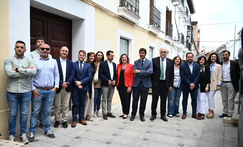 José Manuel Caballero y Patricia Franco han visitado el proyecto de la Oficina Emplea de Manzanares