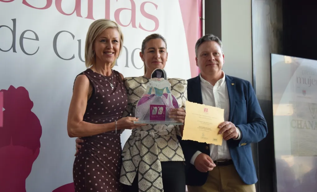 La delegada de la Junta, Marian López, ha participado en la III edición de los Premios AMEP Mujeres Empresarias de Cuenca