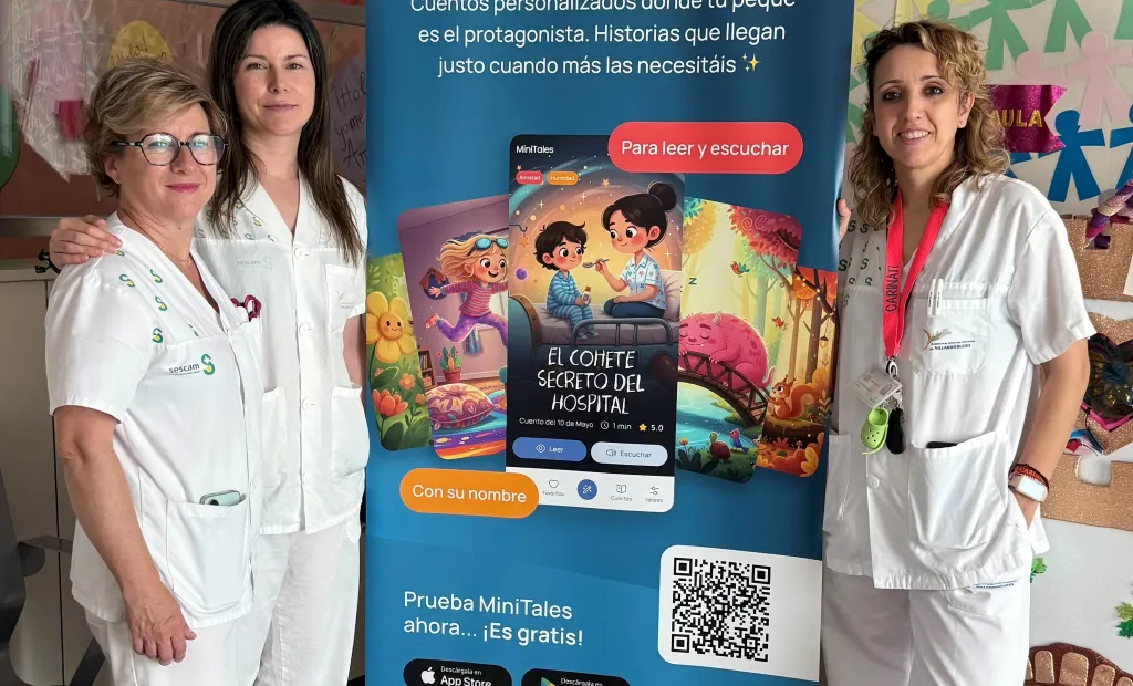 Villarrobledo (Albacete), 26 de mayo de 2026.- La Gerencia de Atención Integrada de Villarrobledo, dependiente del Servicio de Salud de Castilla-La Mancha (SESCAM), ha incorporado MiniTales a sus dispositivos de atención pediátrica, un recurso de humanización que utiliza cuentos personalizados para facilitar el acompañamiento emocional de los niños y niñas durante su paso por el entorno sanitario. El proyecto se desarrolla en el marco del convenio de colaboración suscrito entre el SESCAM y MiniTales S.L., q