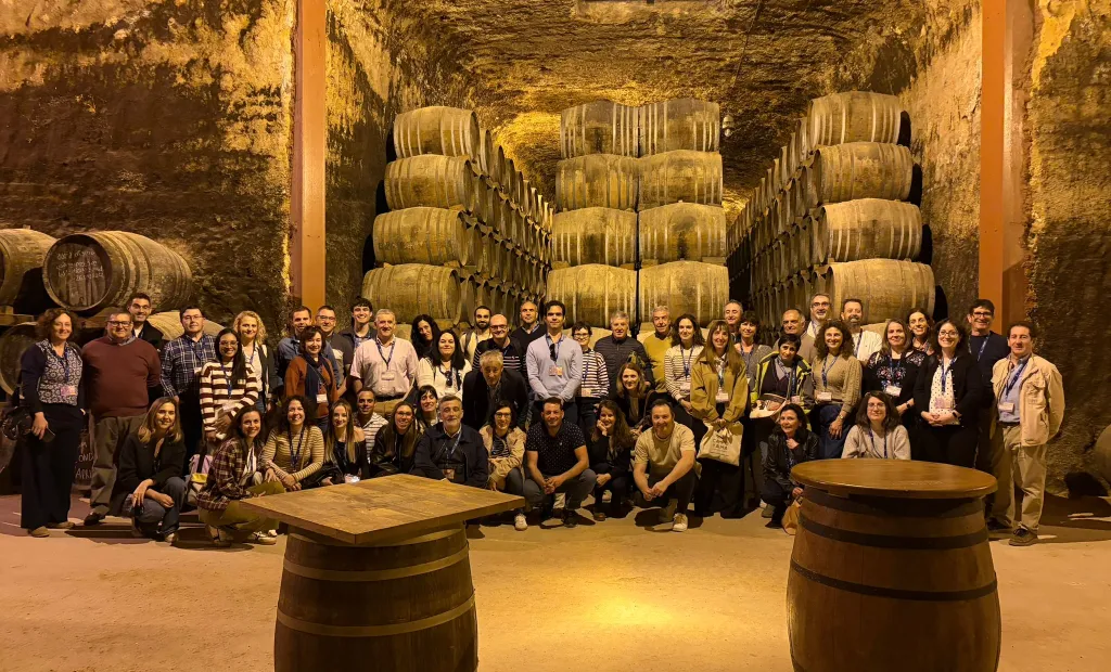 Más de medio centenar de expertos analizan en el IVICAM los avances para adaptar el viñedo al cambio climático y mejorar la calidad del vino