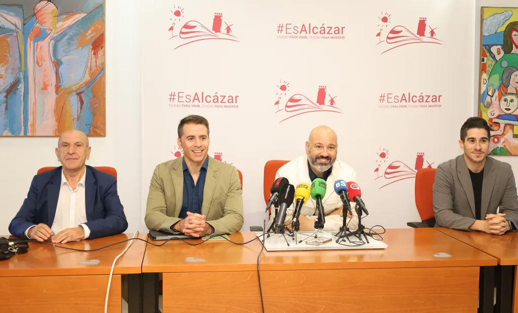 El Gobierno regional impulsará plazas para facilitar el acceso al campus de fútbol ‘Iniesta Academy’, que se celebrará este verano en Alcázar de San Juan