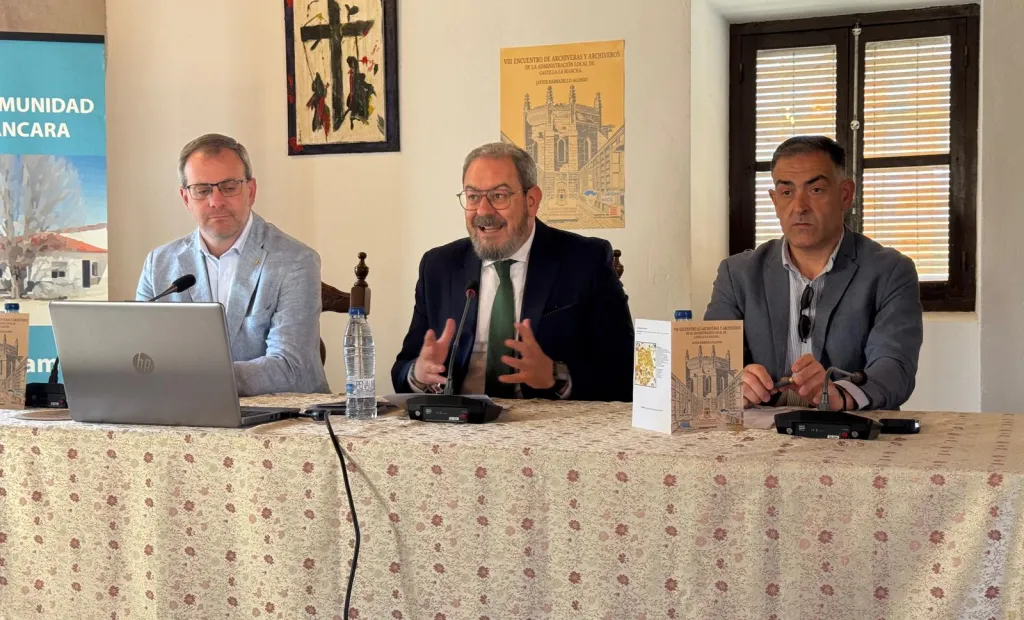 El Gobierno regional destaca que los archiveros locales son “guardianes de la identidad cultural y garantes de los derechos de la ciudadanía”