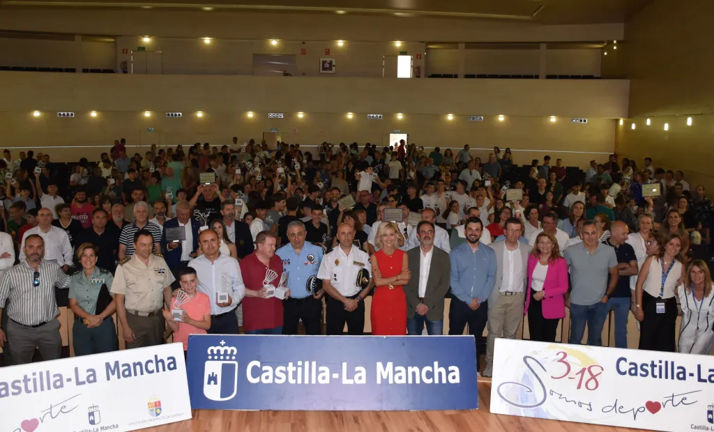 El Paraninfo Universitario de Cuenca ha acogido este martes la Gala del Programa de Deporte Escolar ‘Somos Deporte 3-18’.