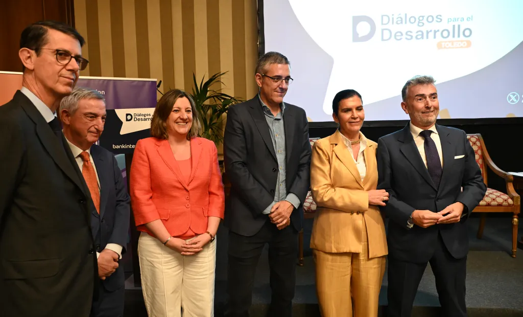 La importancia de la adaptación estratégica en el ámbito económico y social ante los desafíos de un mundo cambiante