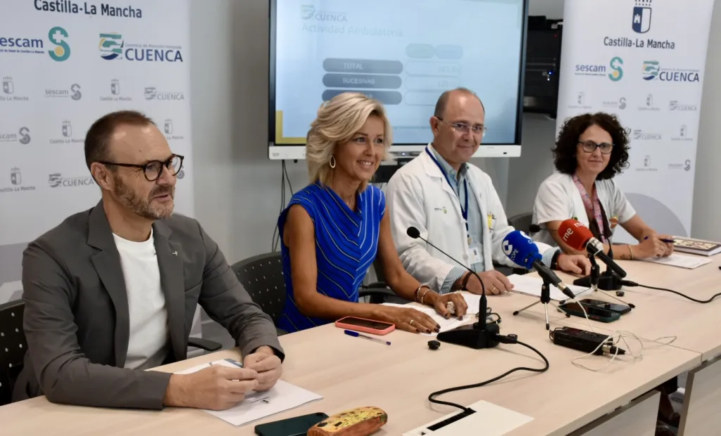 Balance del primer año de funcionamiento del Hospital Universitario de Cuenca presentado hoy por la delegada de la Junta en Cuenca, Marian López; el delegado provincial de Sanidad, José María Pastor y el gerente del Área Integrada de Cuenca, José Antonio Ballesteros