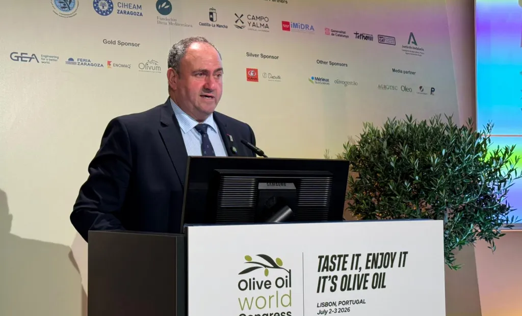 EL CONSEJERO DE AGRICULTURA, GANADERÍA Y DESARROLLO RURAL PARTICIPA EN LA INAUGURACIÓN DEL CONGRESO MUNDIAL DEL ACEITE DE OLIVA (OLIVE OIL WORLD CONGRESS)
