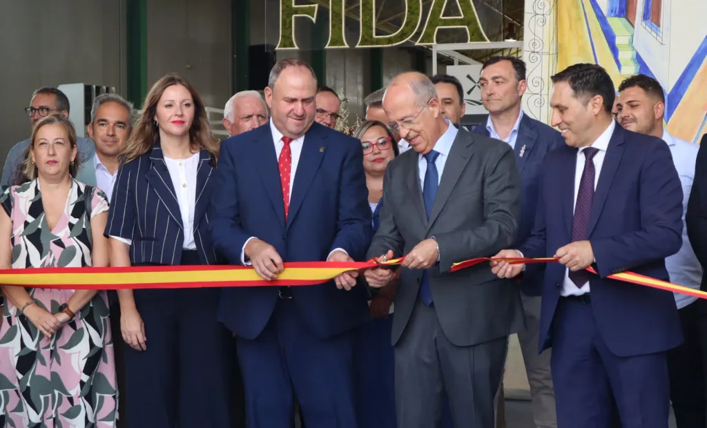 El Gobierno de Castilla-La Mancha seguirá respaldando al sector del ajo con apoyo económico y defendiendo el agua para los productores
