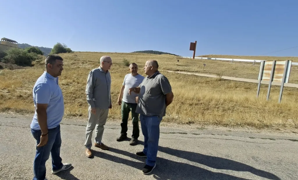 El Gobierno regional destinó 1,8 millones de euros para la mejora de caminos rurales en Cuenca a lo largo del año 2025
