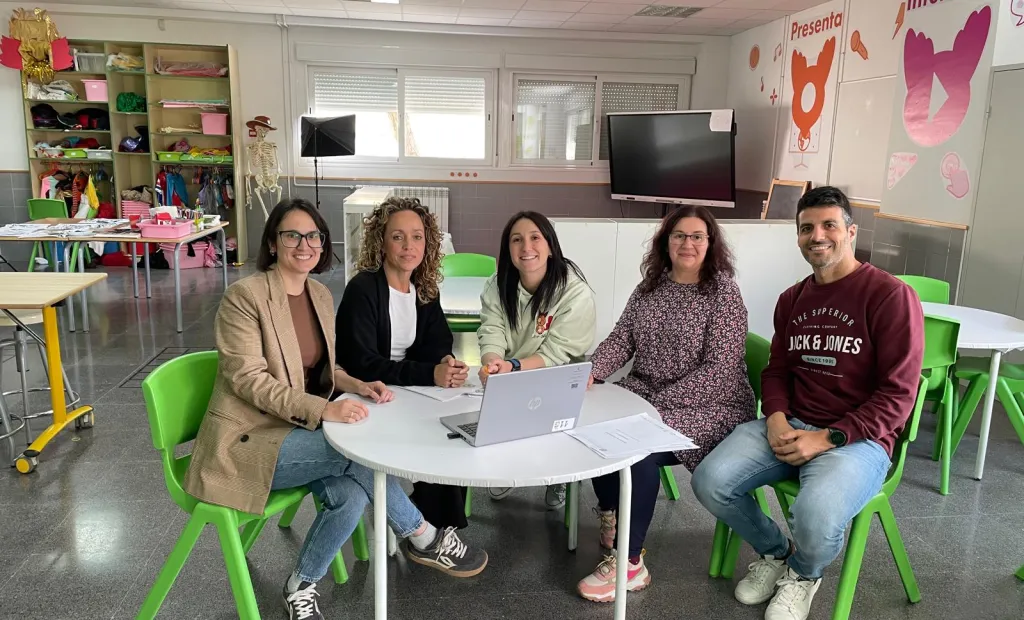 El Gobierno regional refuerza su compromiso de apoyo e inclusión con la creación de programas destinados al alumno TEA