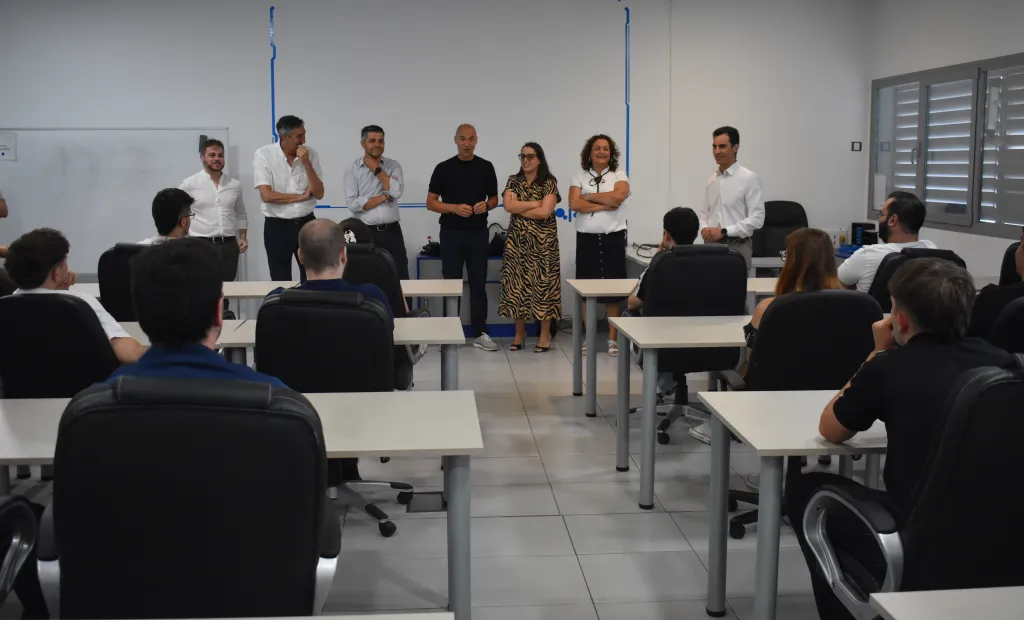 El Gobierno regional destaca a ‘Cojalí’ como ejemplo de la alianza entre la FP y las empresas innovadoras