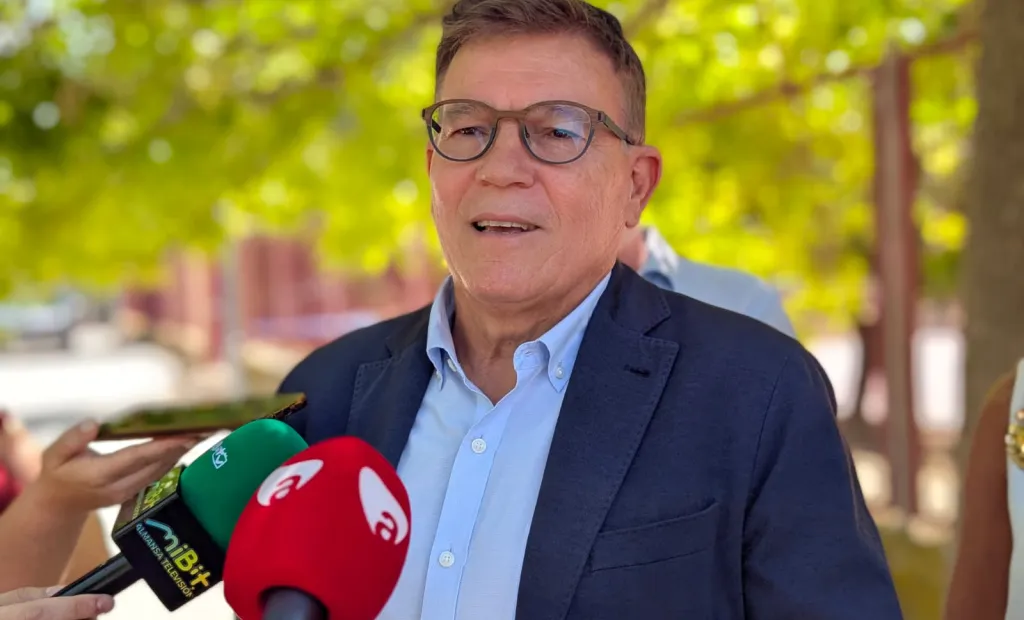 El delegado, Diego Pérez, durante sus declaraciones