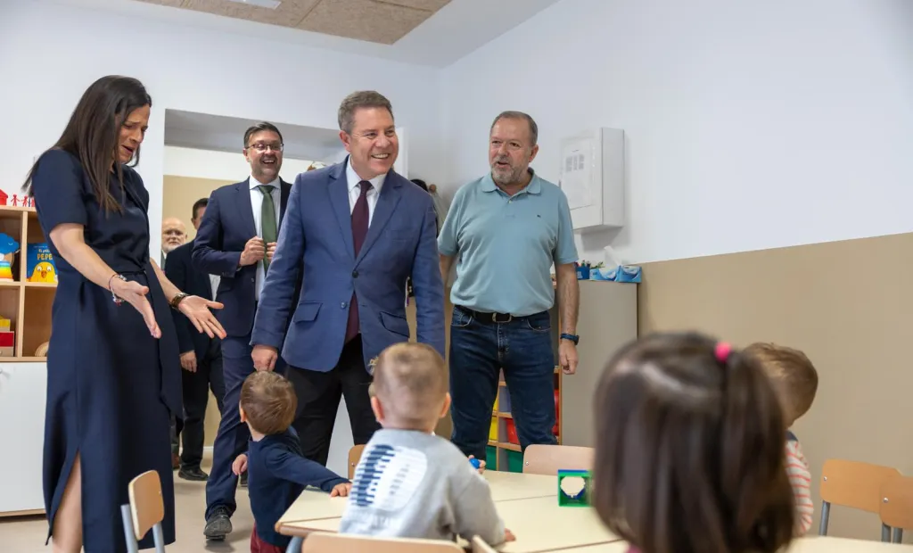 El Gobierno regional concede ayudas a 305 ayuntamientos para garantizar la gratuidad de 2-3 años en Educación Infantil a cerca de 6.800 alumnos y alumnas
