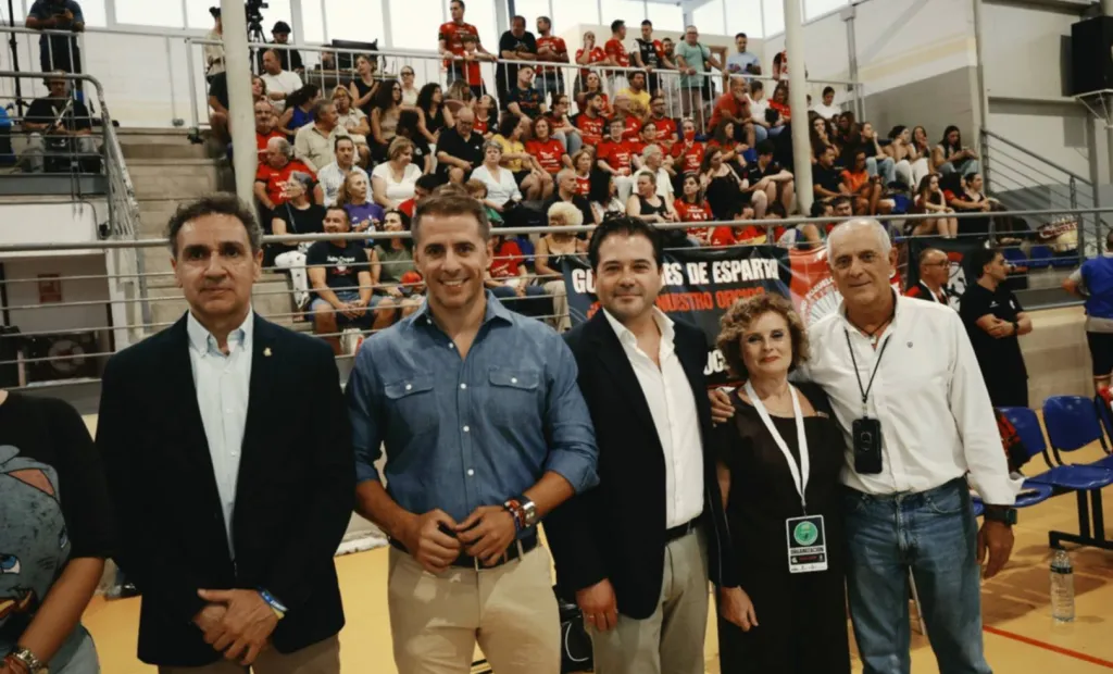 El Gobierno regional destaca el debut histórico del Soliss Balonmano Pozuelo como un nuevo impulso al deporte femenino de Castilla-La Mancha