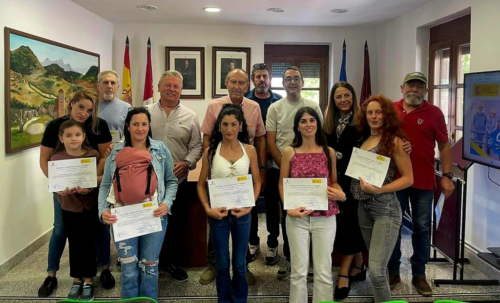 FOTO DE FAMILIA TALLER PLUS RIÓPAR
