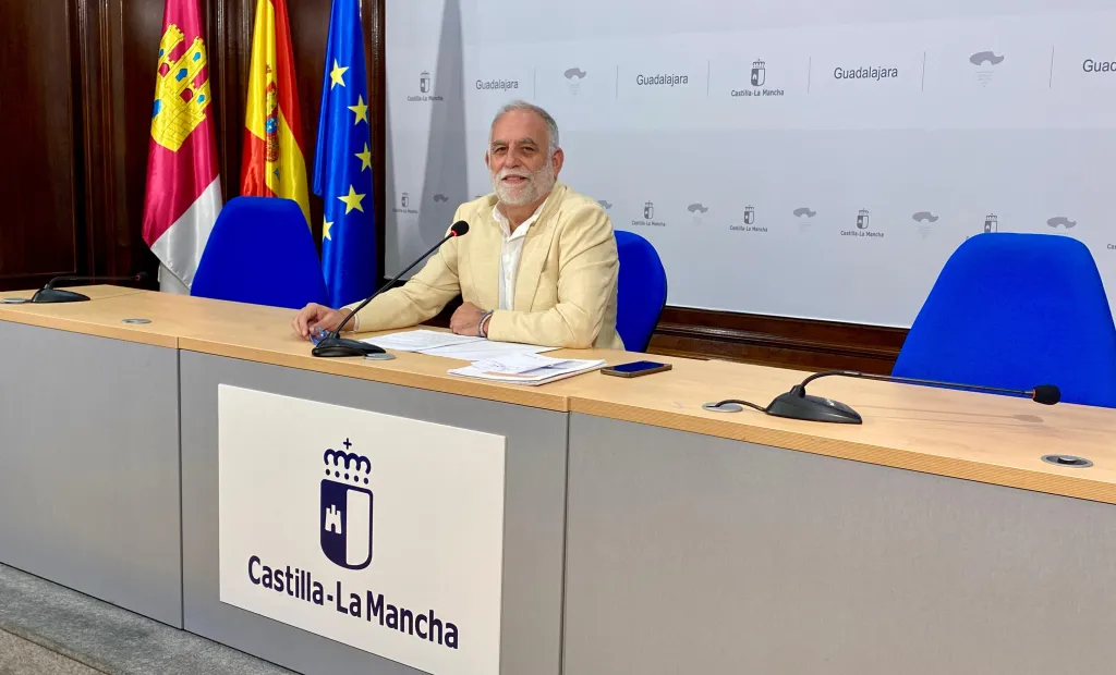 El delegado de Educación, Cultura y Deportes presenta los detalles del inicio del curso educativo 2026-2027