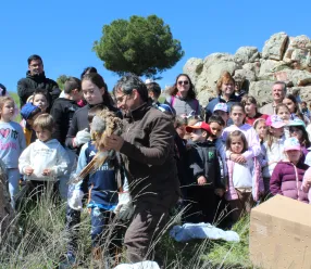 suelta de aves en San Carlos del Valle