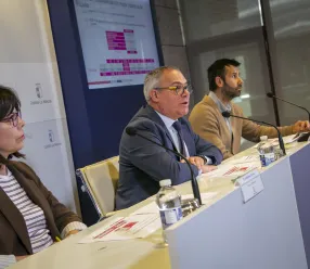 El viceconsejero de Promoción de la Autonomía y Atención a la Dependencia, Javier Pérez, ha ofrecido una rueda de prensa para informar sobre distintas cuestiones del servicio de Teleasistencia en Castilla-La Mancha.