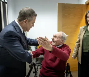Visita en Talavera de la Reina el Centro de Atención Directa (CAD) de la Asociación Daño Cerebral C-LM
