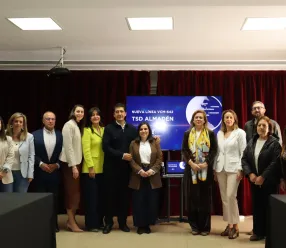 El programa de Transporte Sensible a la Demanda del Gobierno de Castilla-La Mancha llegará en verano a la comarca de Almadén para mejorar la movilidad y el acceso a servicios entre 8 municipios y que beneficiará a más de 11.400 habitantes. Esta mañana ha sido presentado el proyecto por el vicepresidente segundo del Gobierno de Castilla-La Mancha, José Manuel Caballero, en Chillón ante los alcaldes de las localidades que formarán parte de él.