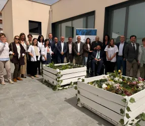 La consejera de Bienestar Social, Bárbara García Torijano, ha visitado el centro CIRENC de La Roda