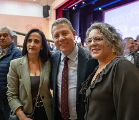 El presidente de Castilla-La Mancha, Emiliano García-Page, asiste en Los Yébenes, a los premios ‘Agro Excelentes’