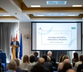 El consejero de Hacienda, Administraciones Públicas y Transformación Digital, Juan Alfonso Ruiz Molina, inaugura la Jornada Autonómica de Política Financiera