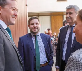 El Gobierno regional ensalza el consenso y el acuerdo tras la firma del convenio que va a permitir la remodelación de la estación de autobuses de Toledo