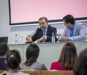 El consejero de Sanidad, Jesús Fernández Sanz, en la presentación del Plan Estratégico del Instituto de Investigación Sanitaria de Castilla-La Mancha (IDISCAM)