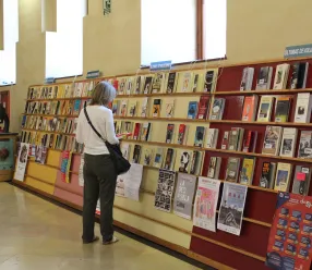 Biblioteca pública de Dávalos-Guadalajara