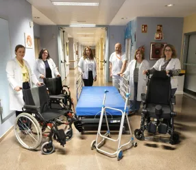 La Gerencia de Atención Integrada de Tomelloso amplía el servicio de préstamos de material ortoprotésico para mejorar la atención de los pacientes