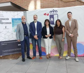 La viceconsejera de Educación, Universidades e Investigación, Mar Torrecilla, ha asistido hoy a la Jornada Consorcio Erasmus +: Experiencias que conectan y enriquecen.