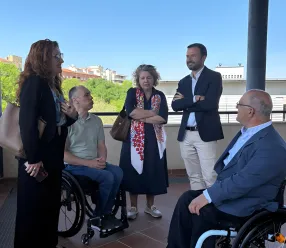 Reunión del comisionado para la Accesibilidad, José Luis Escudero, con representantes de COCEMFE